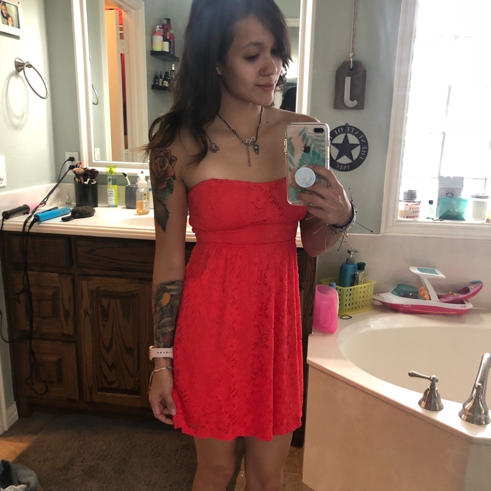 Strapless dress